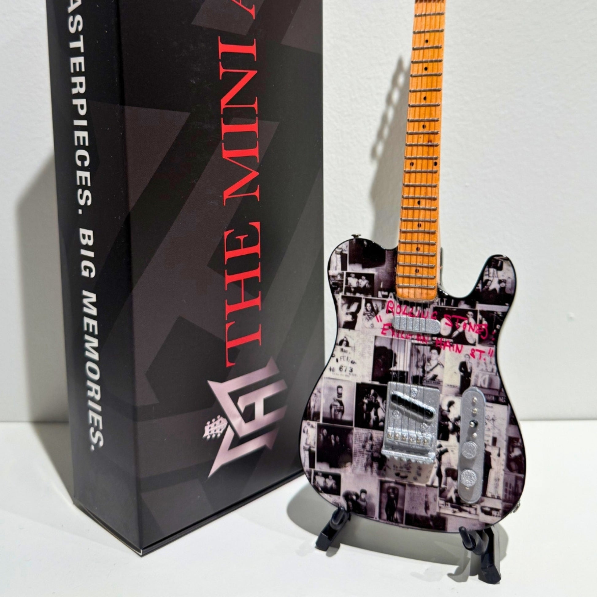 The Rolling Stones Icons Mini Axe Set