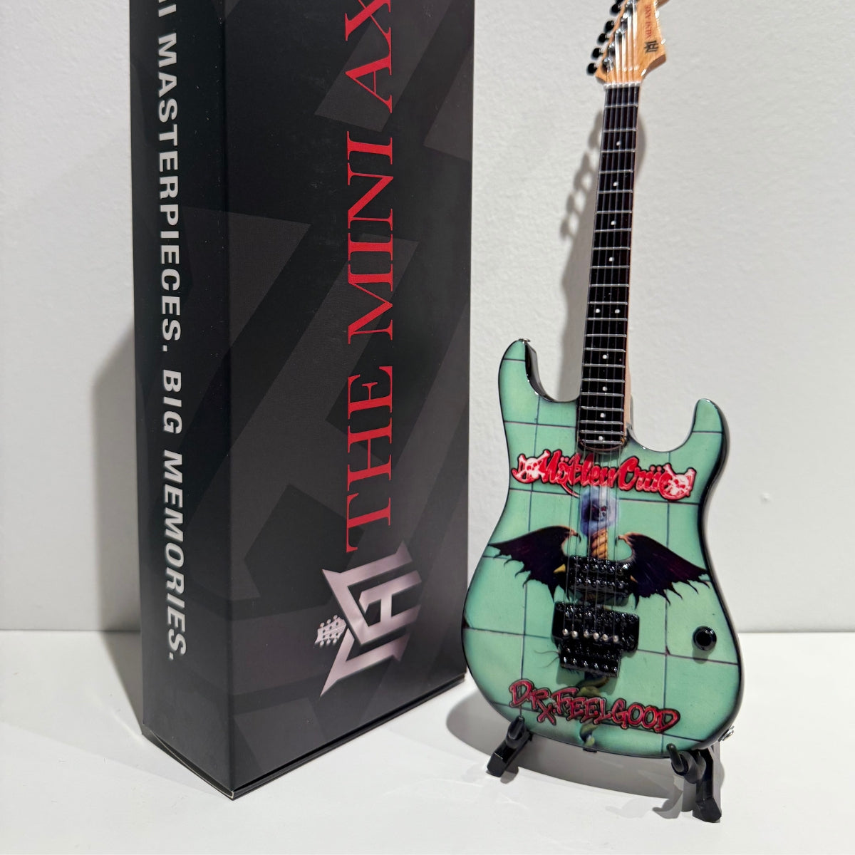 Mötley Crüe "Dr. Feelgood" Mini Axe