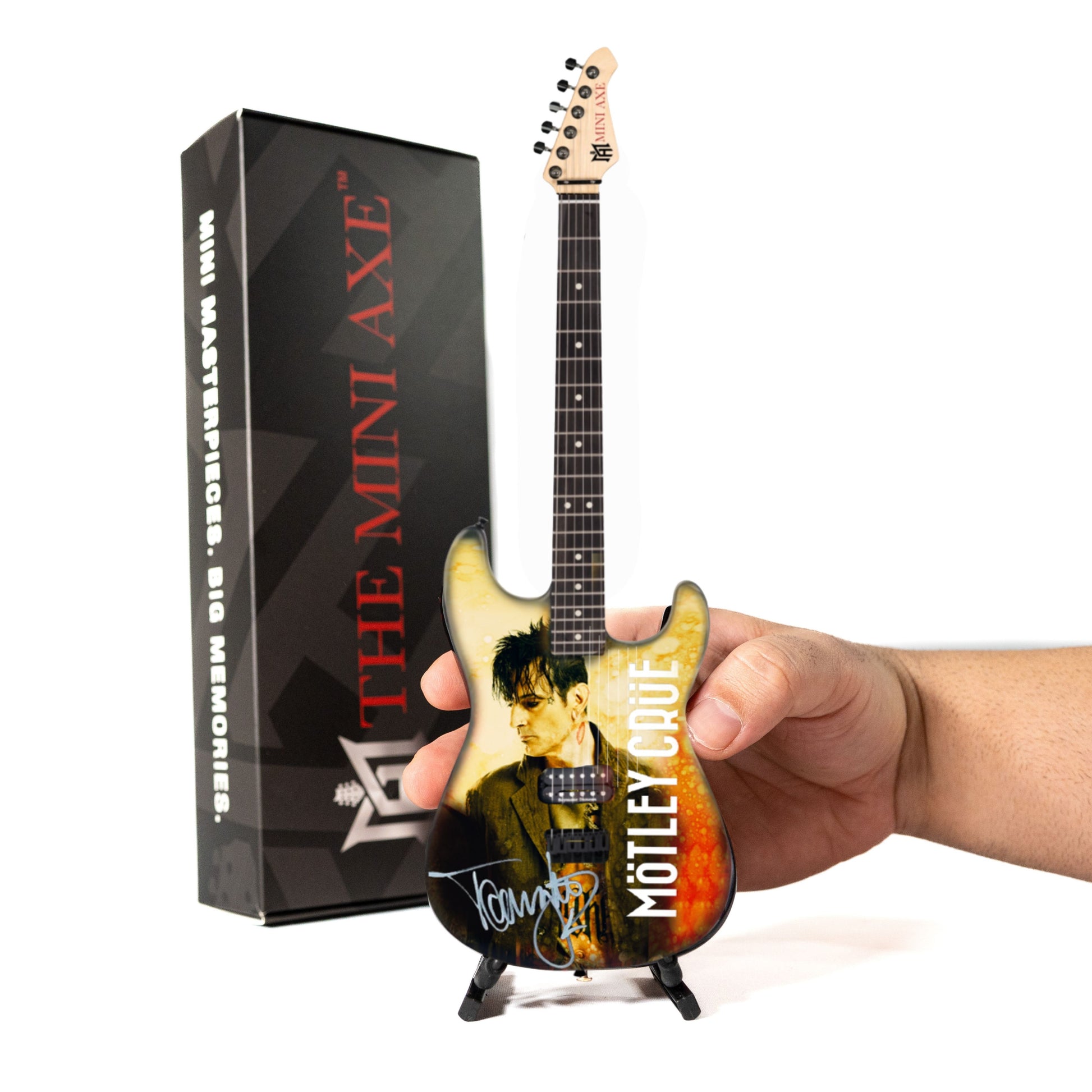 Tommy Lee — Mötley Crüe Mini Axe