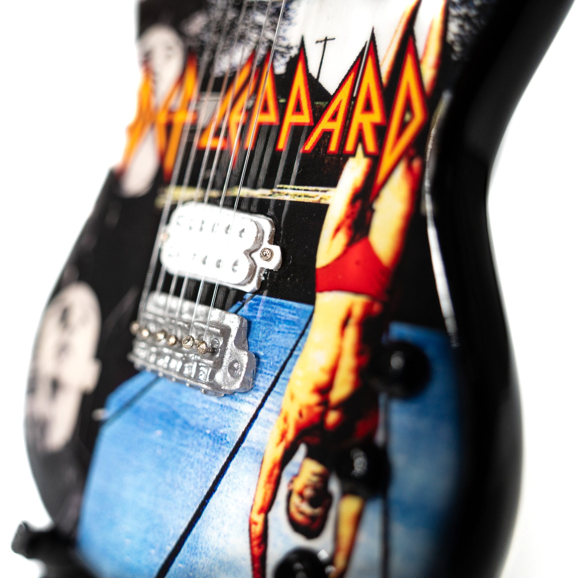 Def Leppard’s “High ‘n’ Dry” Mini Axe
